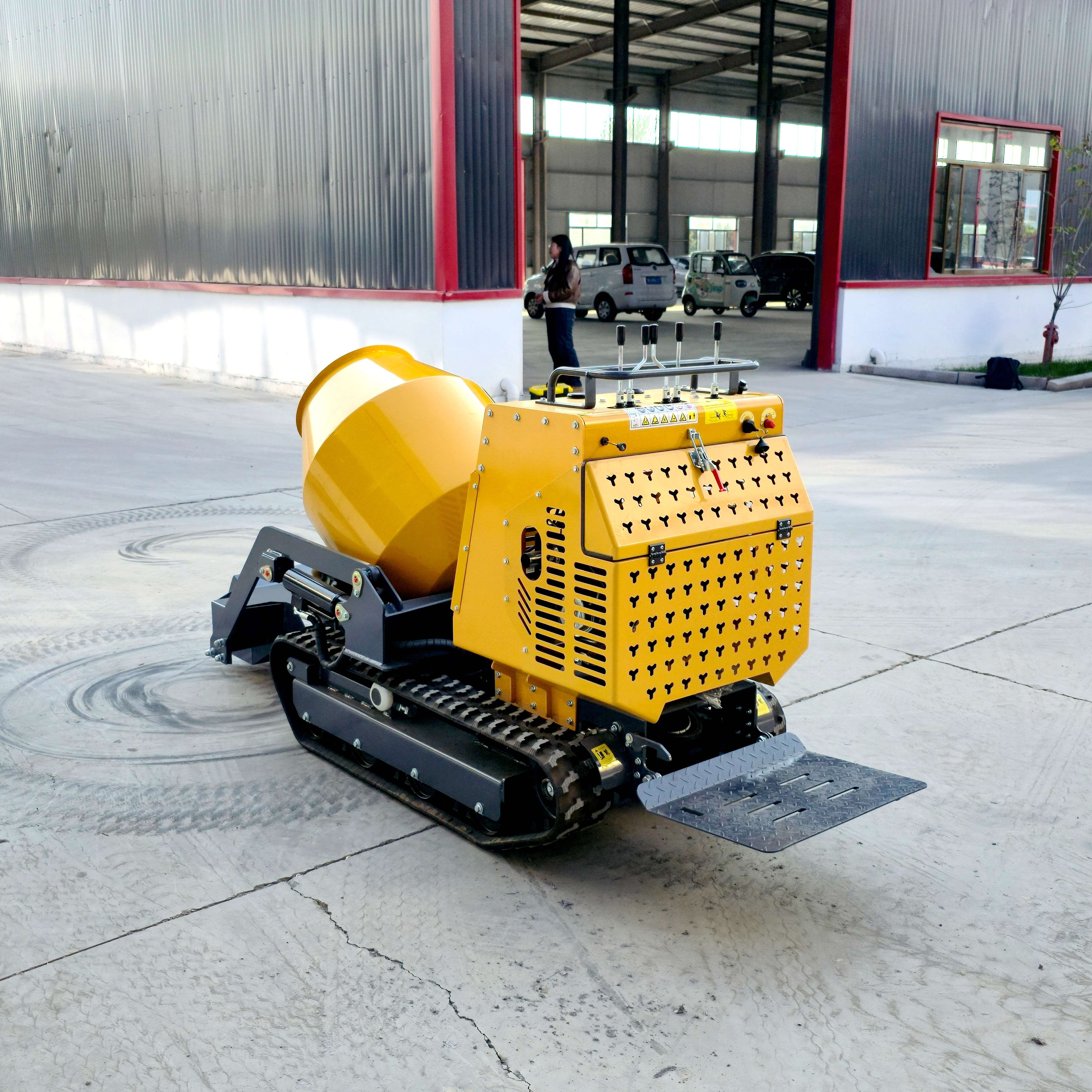 Self Walking Tracked Concrete  - Concrete Mixer Machine บทวิจารณ์และราคา