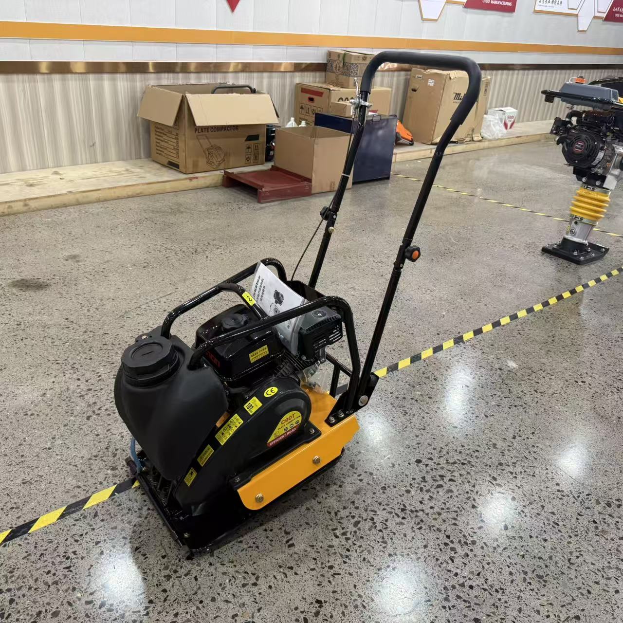 Heavy Duty Engine Concrete Vib - Plate Compactor Vibrator บทวิจารณ์และราคา